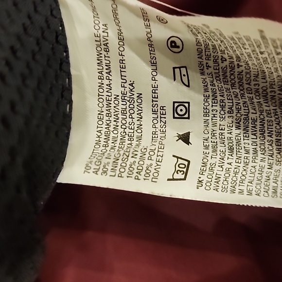 Levis Puffer coat with hood - Picture 11 of 14